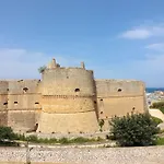Elegant House In The Castle Area Calipso * Otranto