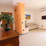 Elegant House In The Castle Area Calipso Tatil Evi Otranto