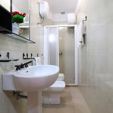 Elegant House In The Castle Area Calipso