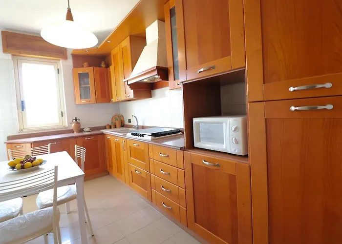 Elegant House In The Castle Area Calipso *