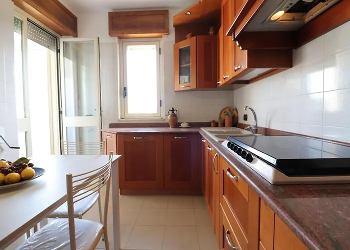 Elegant House In The Castle Area Calipso