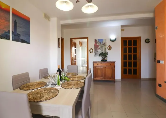 Elegant House In The Castle Area Calipso