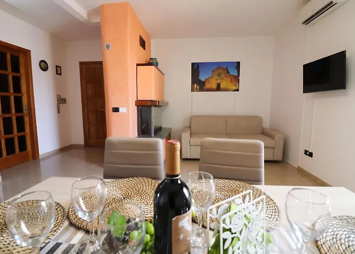 Elegant House In The Castle Area Calipso Otranto