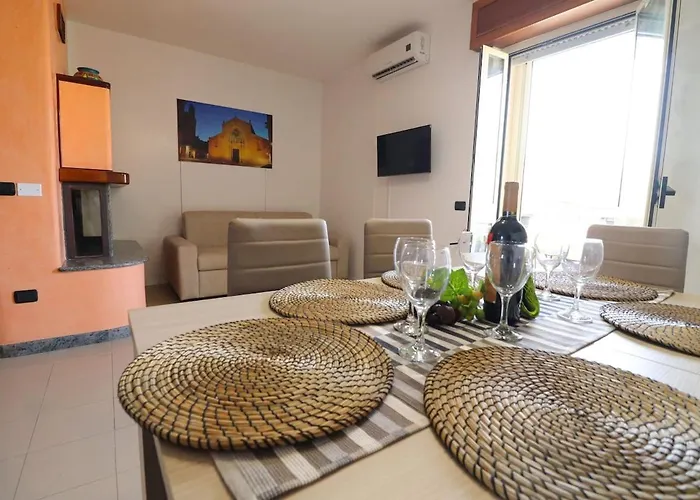 Holiday home Elegant House In The Castle Area Calipso